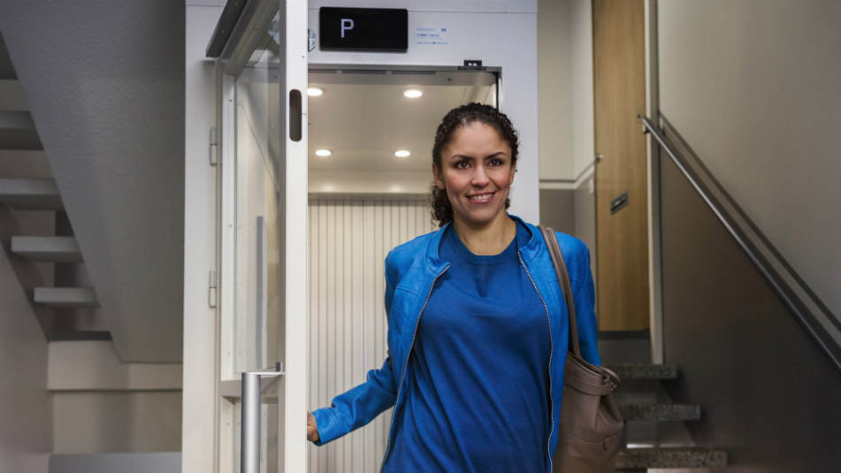 升降货梯如何进行日常的维护_通力电梯维保服务_通力扶梯预防性维护